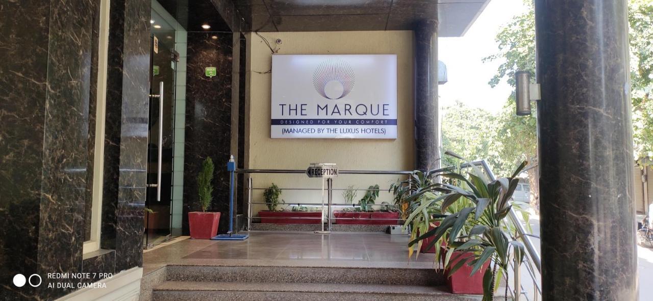 Hotel The Marque Mathura Buitenkant foto